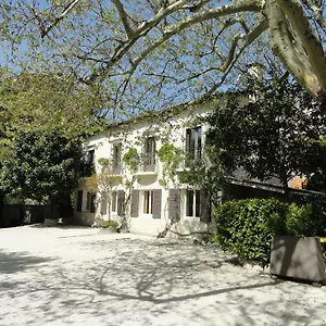De L'ile 2*, Avignon France